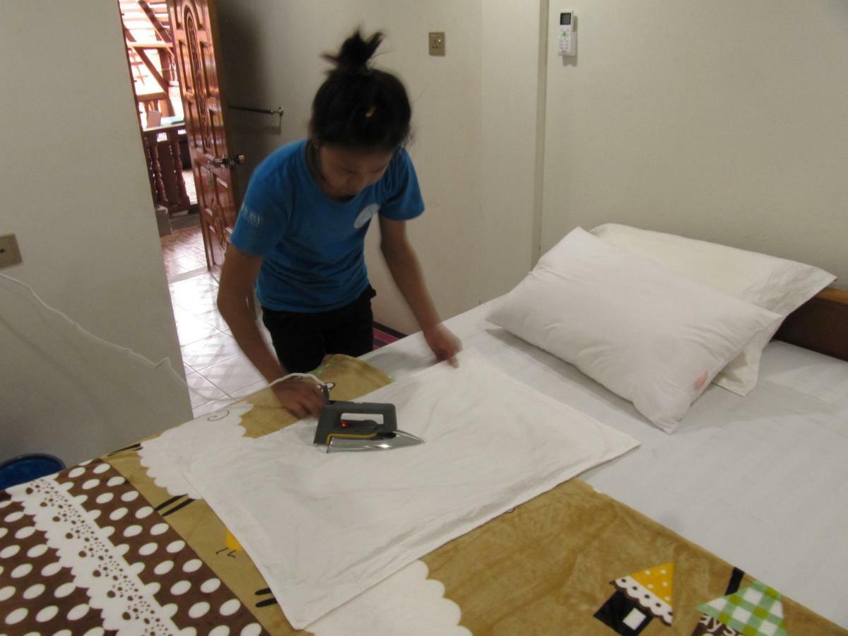 Lux Pillow Hostel Hpa-an Buitenkant foto